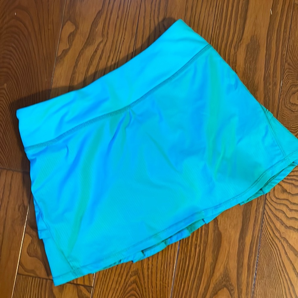 Ivivva by Lululemon tennis skirt with build-in shorts